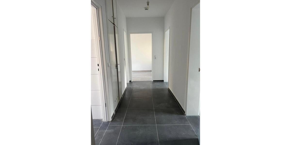 Kernsanierte 3-Zi.-Whg in Lebenstedt mit Balkon 3 zimmer