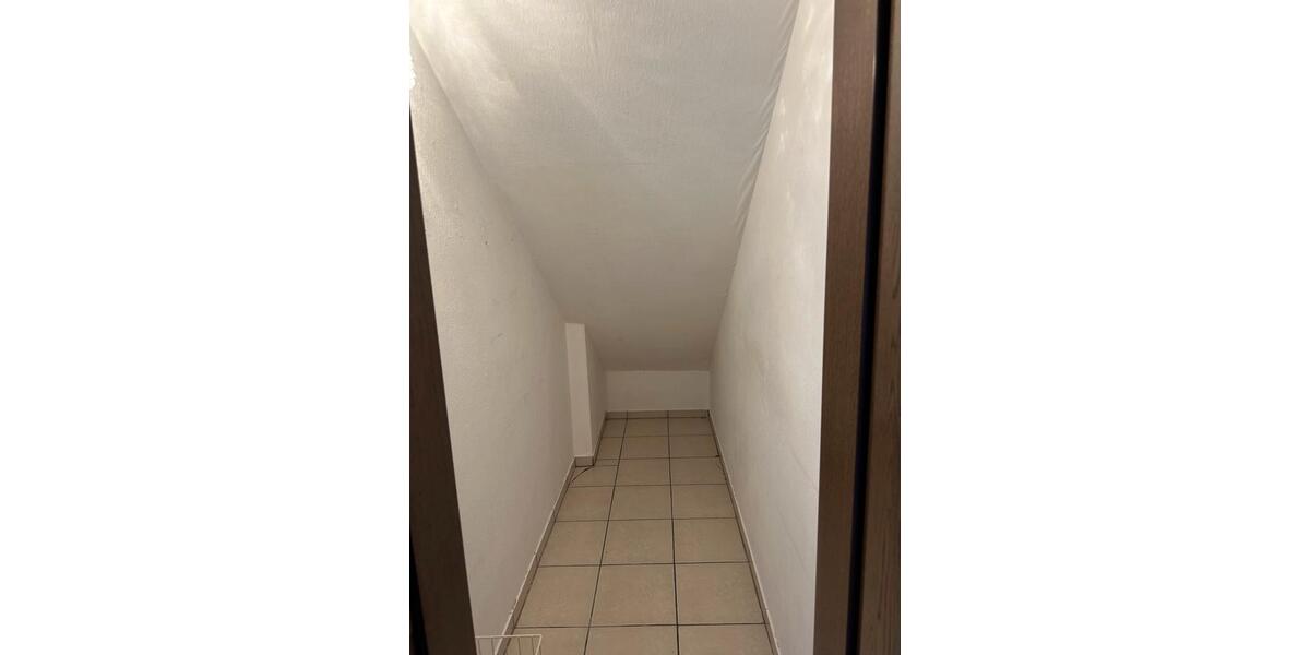 Dachgeschoßwohnung Herbrechtingen - 3 Zimmer, 100 m&sup2;, 1.500&euro; | Angebot:26639178