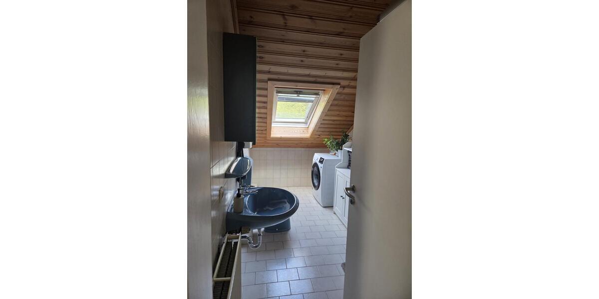 Dachgeschoßwohnung Morsbach - 2 Zimmer, 76 m&sup2;, 625&euro; | Angebot:26639526