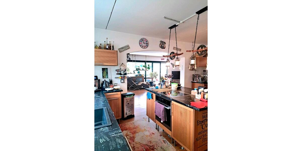 WG-Zimmer auf 200qm 1 zimmer