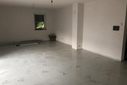Wohnung Gedern - 3 Zimmer, 82 m&sup2;, 850&euro; | Angebot:26567849