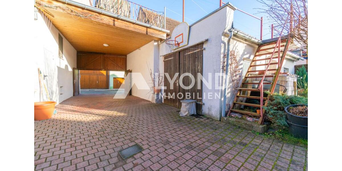 Dachgeschoßwohnung Ballenstedt - 3 Zimmer, 74 m&sup2;, 435&euro; | Angebot:25869817