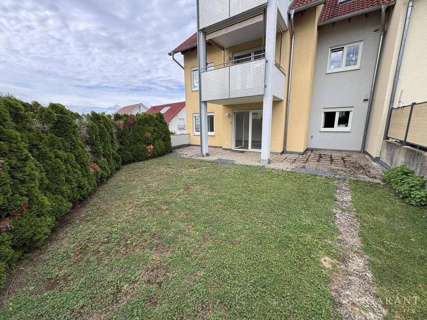Ruhige Lage, toller Schnitt - Wohnung mit Garten!