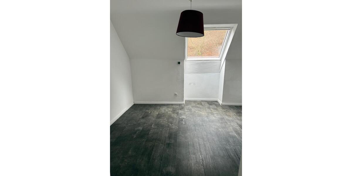 Dachgeschoßwohnung Bad Ems - 2 Zimmer, 45 m&sup2;, 450&euro; | Angebot:25286726