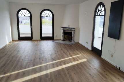 Wohnung zum Mieten in Bad Kreuznach 1.060 € 235 m² 7 zimmer