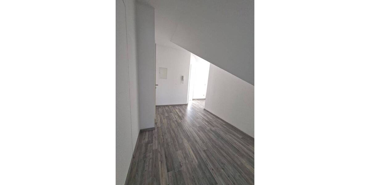 Etagenwohnung Limbach-Oberfrohna Kändler - 2 Zimmer, 62 m&sup2;, 364&euro; | Angebot:26487105