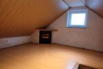 Dachgeschoßwohnung Drei Gleichen - 2.5 Zimmer, 70 m&sup2;, 540&euro; | Angebot:26483246