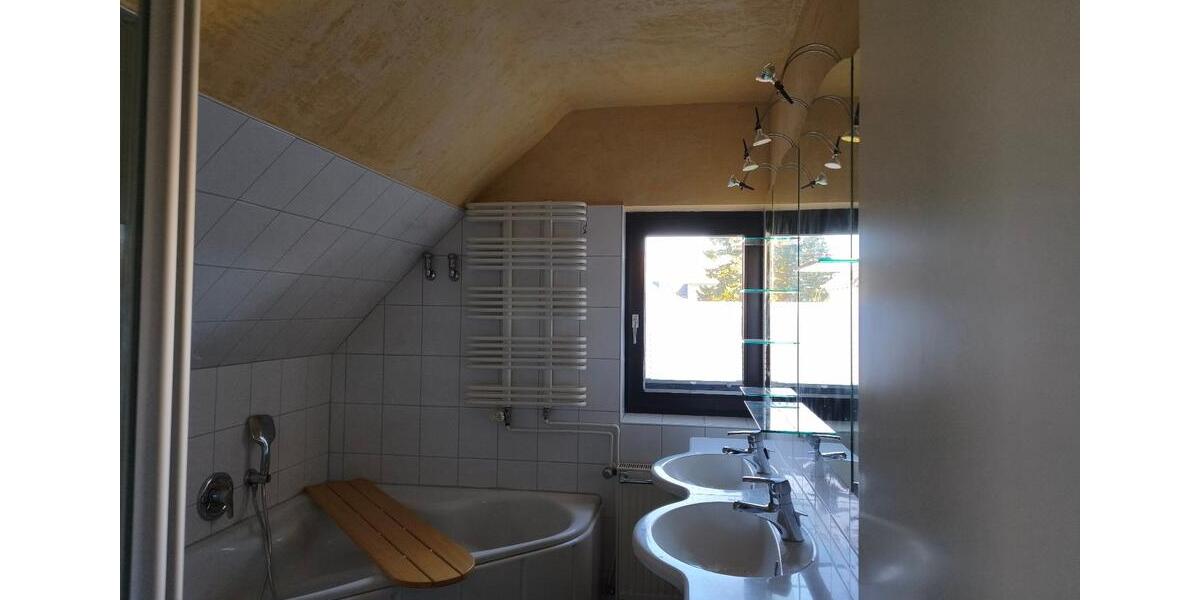 Einfamilienhaus Braunschweig Lehndorf-Watenbüttel - 4 Zimmer, 134 m&sup2;, 1.650&euro; | Angebot:26051505