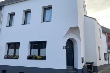 Wohnung Altenahr - 7 Zimmer, 140 m&sup2;, 1.550&euro; | Angebot:27616076