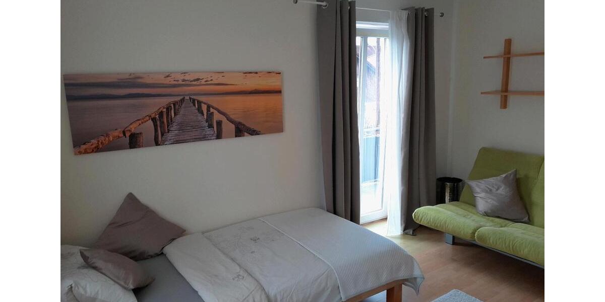 Möbliertes Zimmer 17 qm + KücheBad für Wochenend-Heimfahrer 2 zimmer