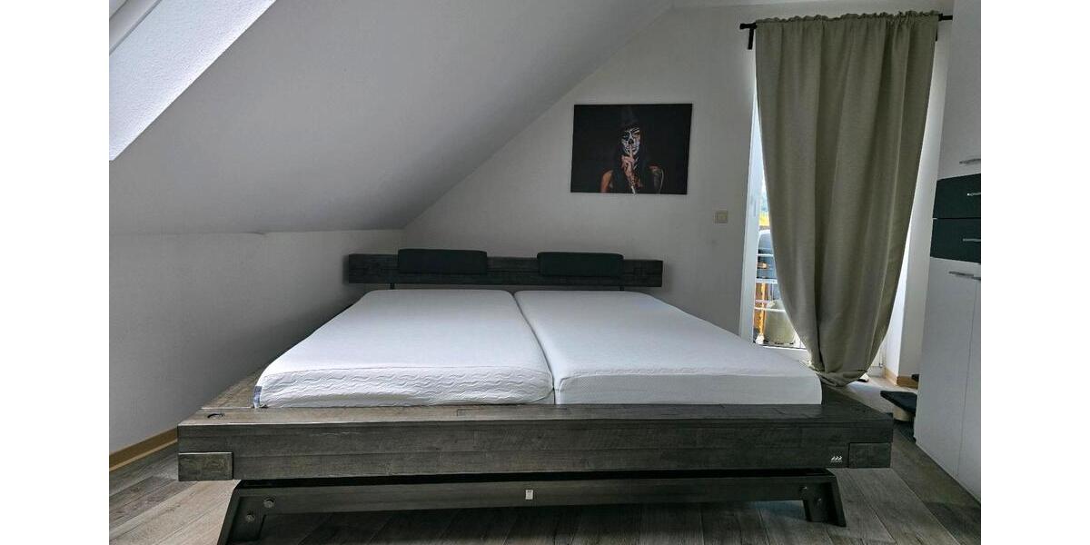 Dachgeschoßwohnung Bad Arolsen - 3 Zimmer, 87 m&sup2;, 550&euro; | Angebot:26265647