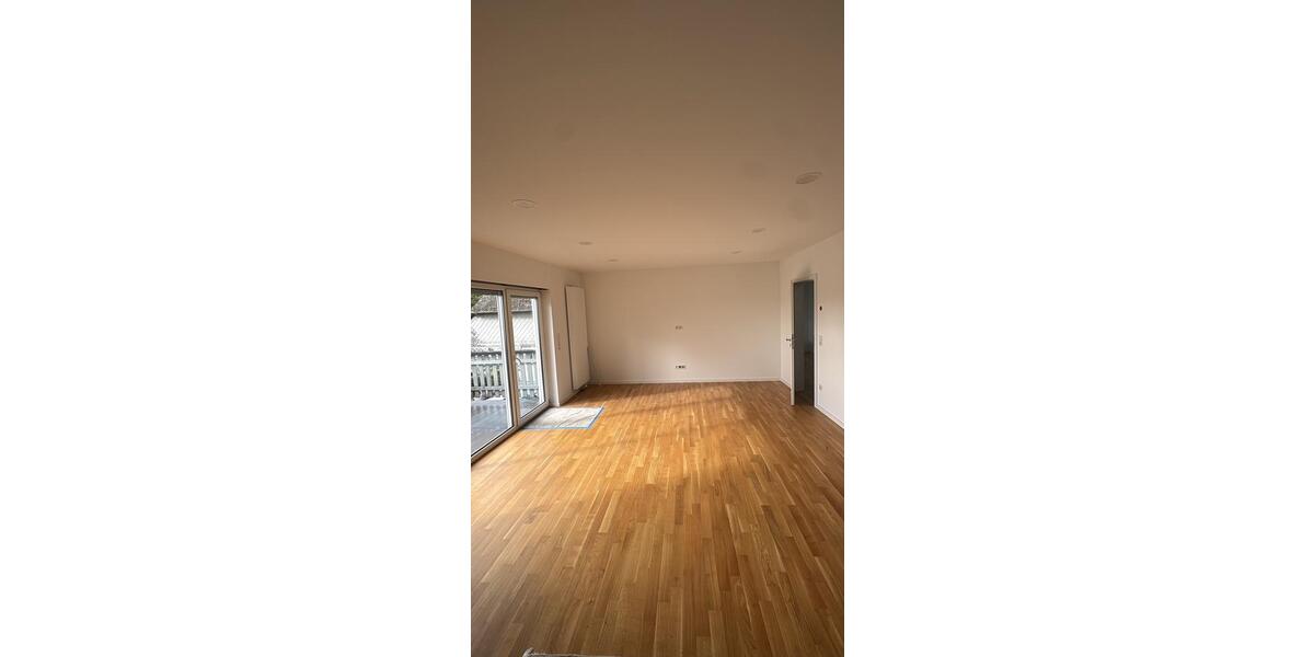 Etagenwohnung Merenberg - 4 Zimmer, 106 m&sup2;, 1.050&euro; | Angebot:26612043