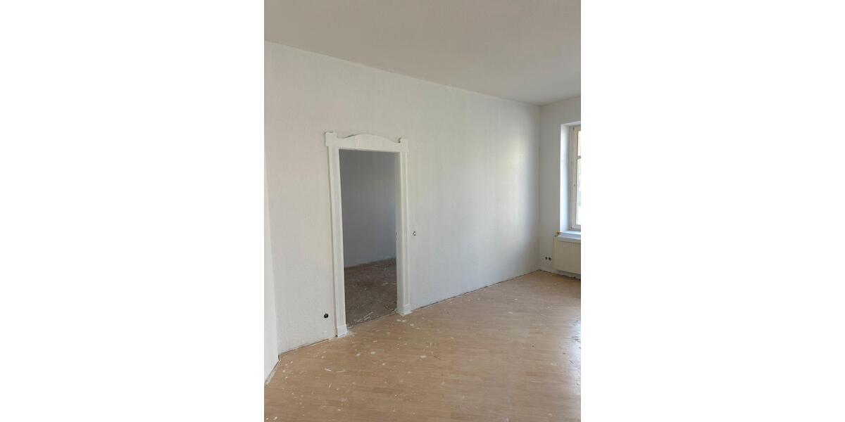 Hochparterre Bad Schmiedeberg - 4 Zimmer, 105 m&sup2;, 500&euro; | Angebot:26604456