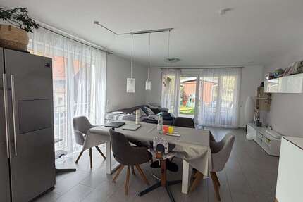 Wohnung Backnang - 3 Zimmer, 87 m&sup2;, 990&euro; | Angebot:27671398