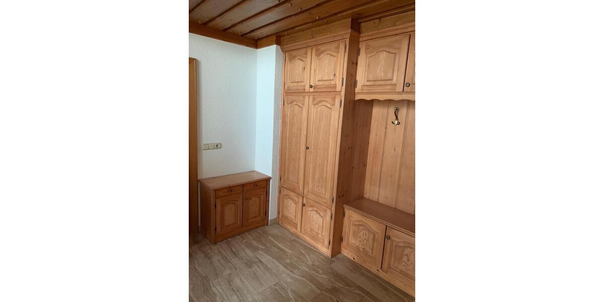 Einfamilienhaus Straßkirchen - 9 Zimmer, 221 m&sup2;, 1.950&euro; | Angebot:26617779