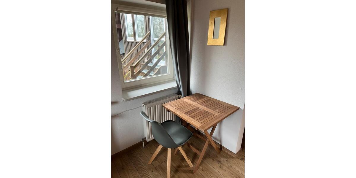 Wohnen auf Zeit Schülldorf - 10 Zimmer, 120 m&sup2;, 25&euro; | Angebot:17947634