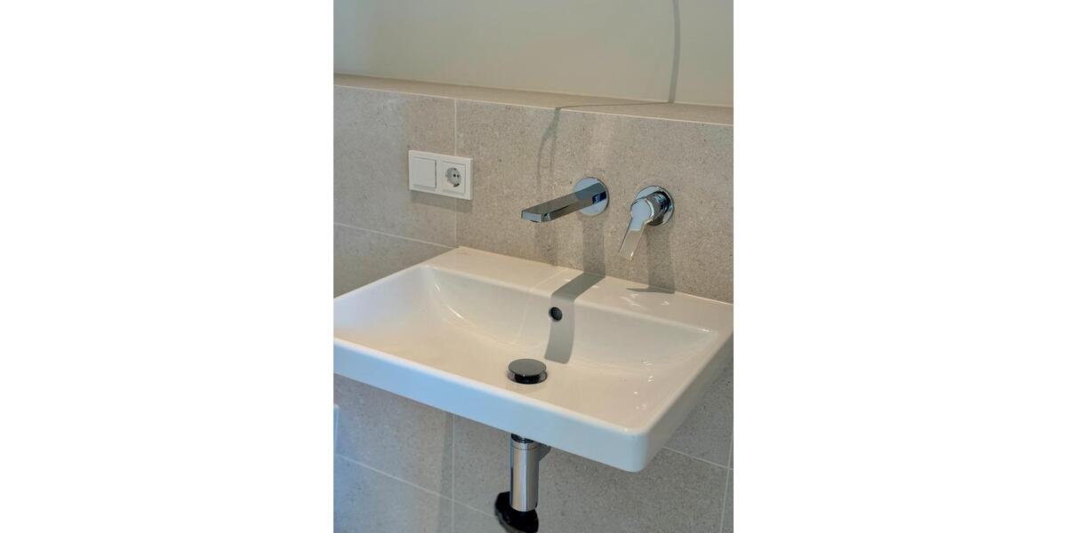 Etagenwohnung Rosenheim Egarten - 2 Zimmer, 65 m&sup2;, 1.150&euro; | Angebot:25945357