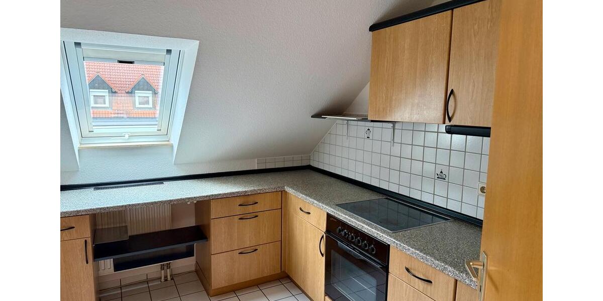 Dachgeschoßwohnung Feuchtwangen - 3 Zimmer, 82 m&sup2;, 700&euro; | Angebot:26047291
