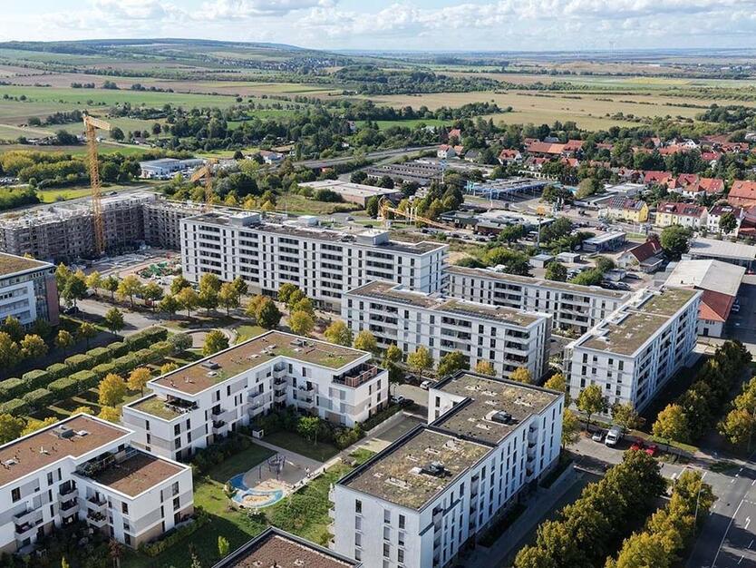 Sonnige Wohnung mit Loggia | Separate Küche | Bad mit Dusche | Smart-Home | Tiefgarage | Aufzug