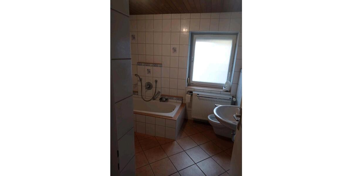 Erdgeschoßwohnung Stegaurach - 5 Zimmer, 108 m&sup2;, 750&euro; | Angebot:25392056