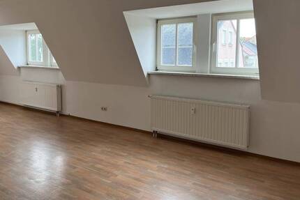Wohnung Kamenz - 2 Zimmer, 59 m&sup2;, 420&euro; | Angebot:26617440