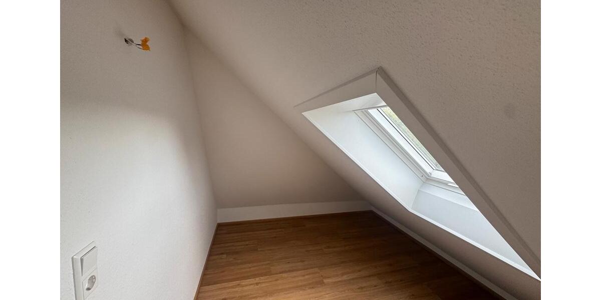 Dachgeschoßwohnung Bad Waldsee - 3.5 Zimmer, 70 m&sup2;, 1.350&euro; | Angebot:26629229