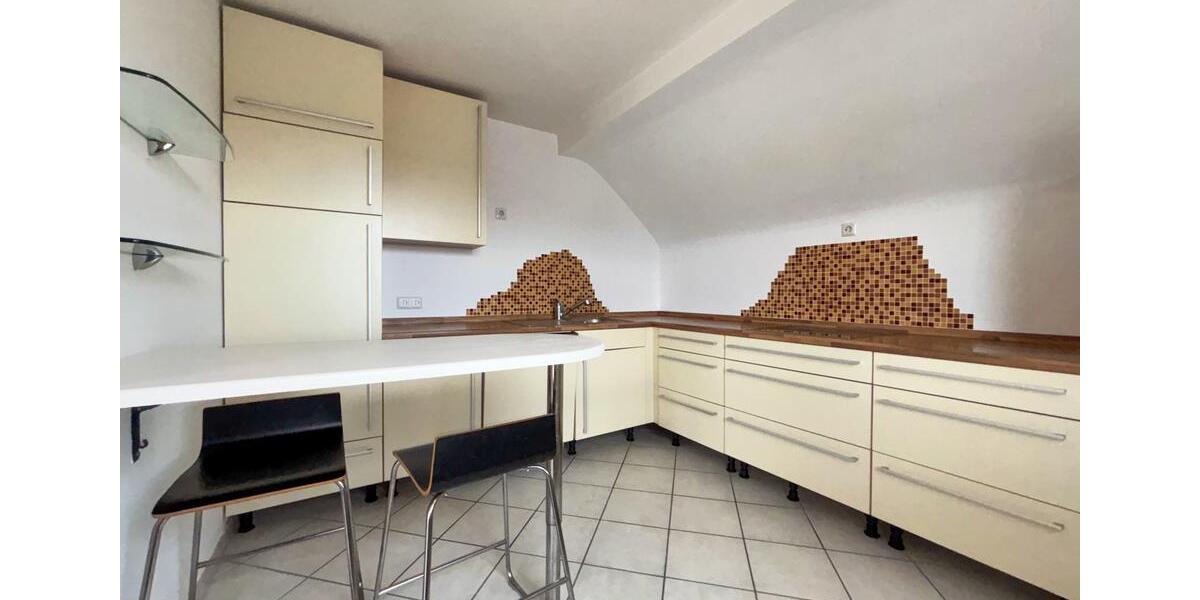 Dachgeschoßwohnung Limburg an der Lahn Linter - 3 Zimmer, 95 m&sup2;, 850&euro; | Angebot:26675526