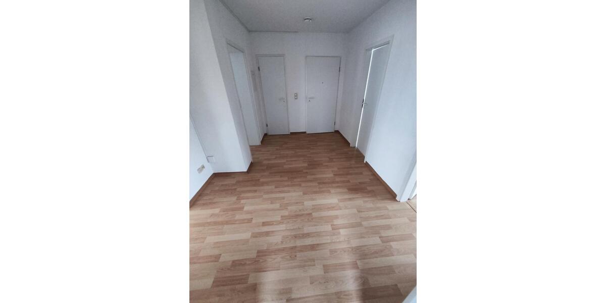 Etagenwohnung Mügeln - 3 Zimmer, 77 m&sup2;, 462&euro; | Angebot:19494182