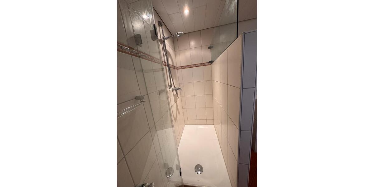 Doppelhaushälfte Grevenbroich - 5 Zimmer, 137 m&sup2;, 1.960&euro; | Angebot:25172572