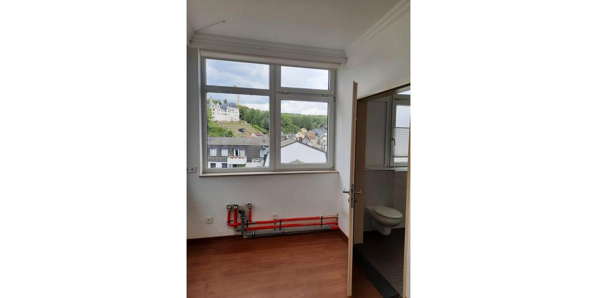 Etagenwohnung Lichtenstein (Sachsen) - 1 Zimmer, 33 m&sup2;, 299&euro; | Angebot:26585521