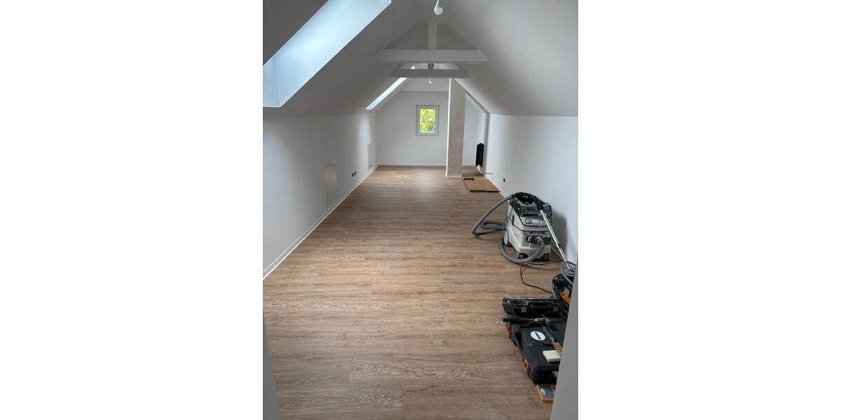 Etagenwohnung Waldböckelheim - 5 Zimmer, 140 m&sup2;, 1.250&euro; | Angebot:26220971