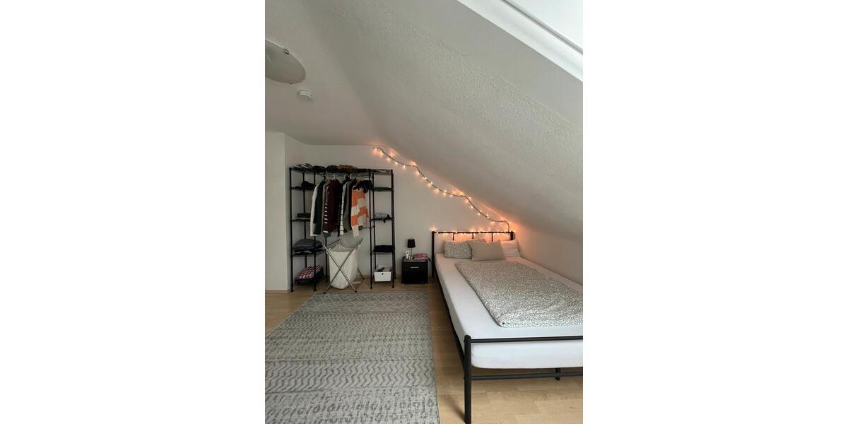 Ansbach: Voll möbliertes Zimmer in 2er WG mit Wohnzimmer 1 zimmer