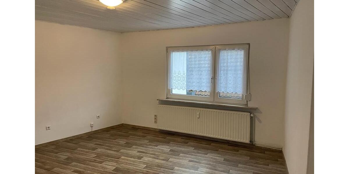 Doppelhaushälfte Nidda - 4 Zimmer, 125 m&sup2;, 1.650&euro; | Angebot:24743463