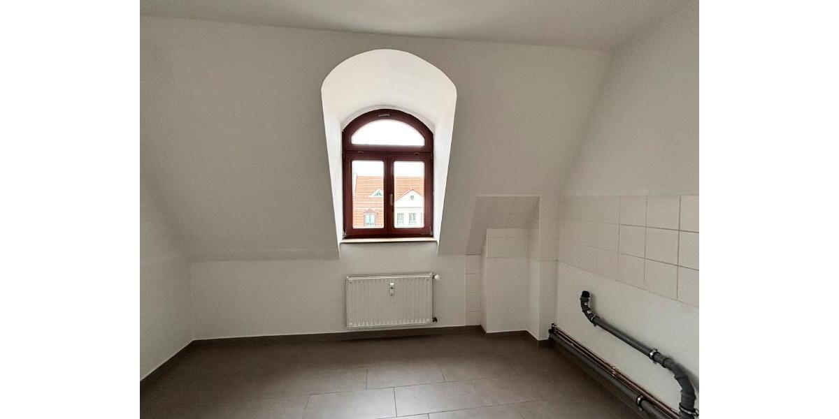 Etagenwohnung Pirna - 3 Zimmer, 80 m&sup2;, 718&euro; | Angebot:25904347