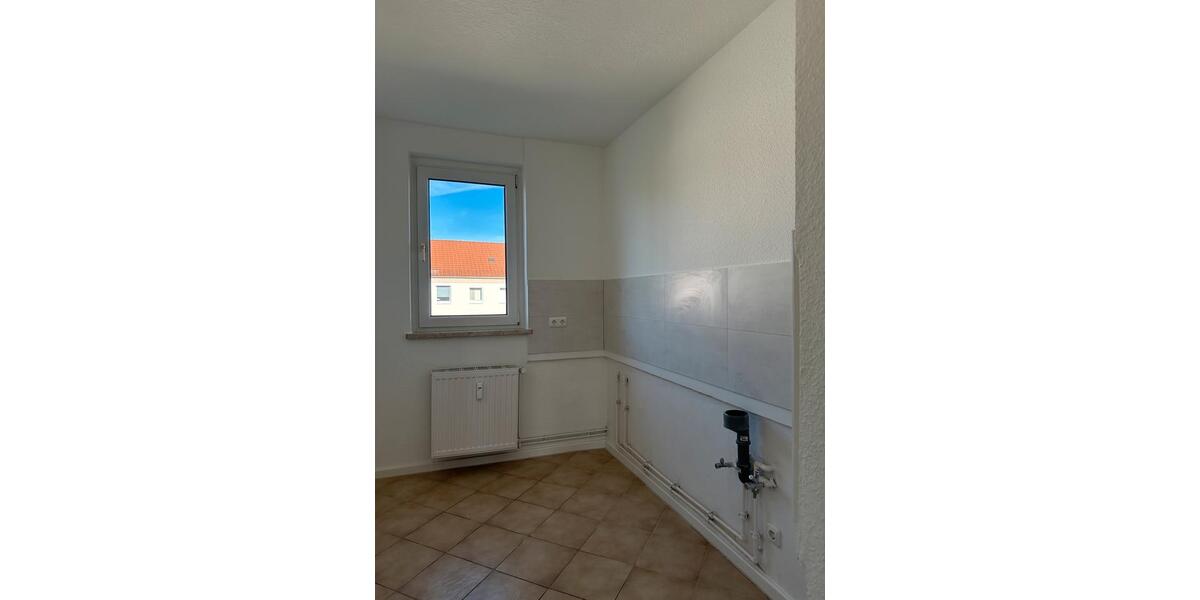 Etagenwohnung Bad Dürrenberg - 3 Zimmer, 59 m&sup2;, 400&euro; | Angebot:23054251