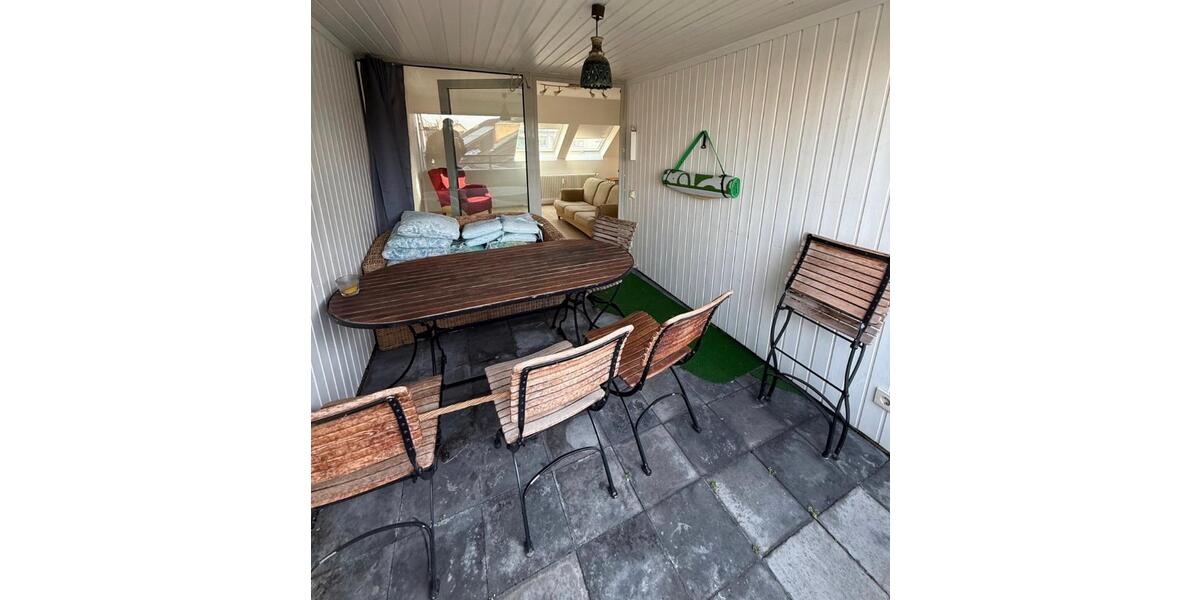 Dachgeschoßwohnung Koblenz - 4 Zimmer, 105 m&sup2;, 1.300&euro; | Angebot:25918961