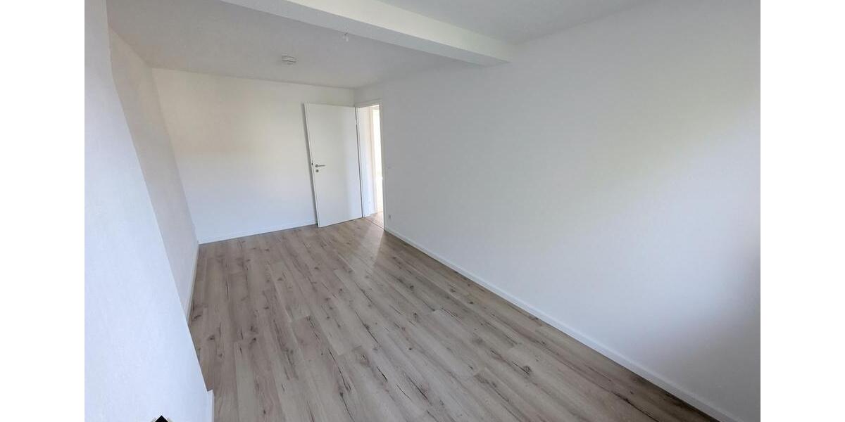 Maisonettenwohnung Chemnitz Ebersdorf - 5 Zimmer, 104 m&sup2;, 630&euro; | Angebot:25267458