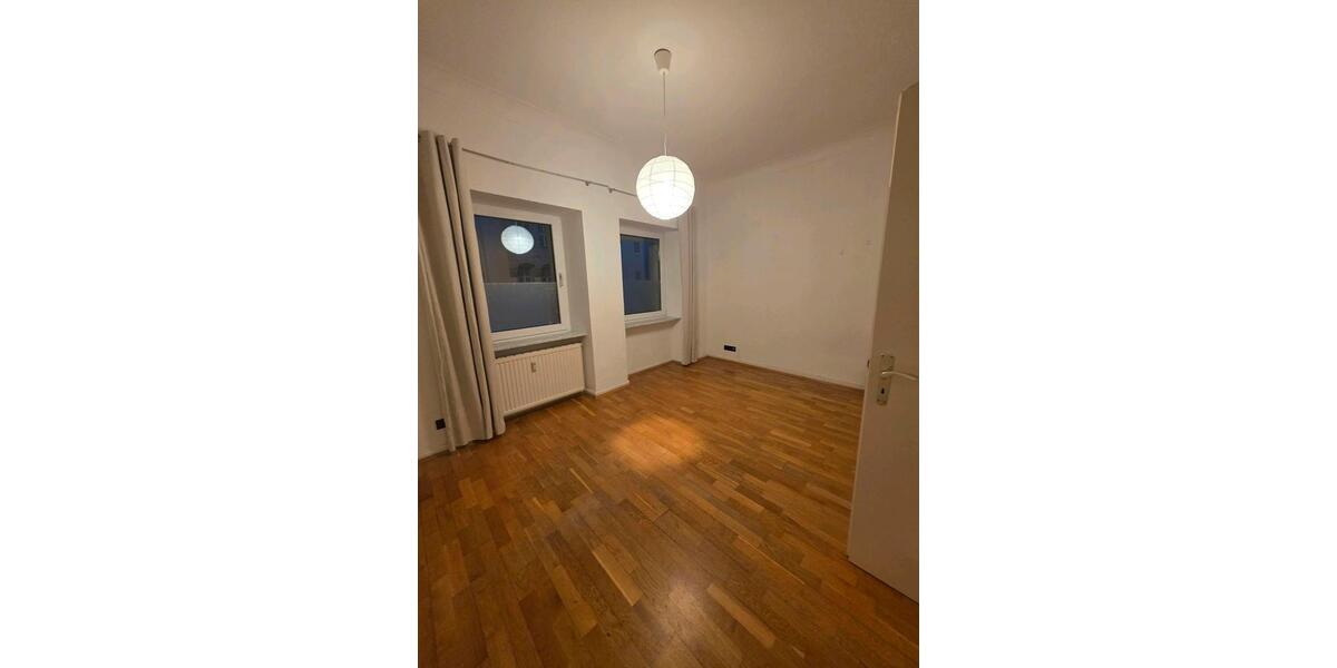 Etagenwohnung Ulm Obertalfingen - 5 Zimmer, 143 m&sup2;, 630&euro; | Angebot:24636458