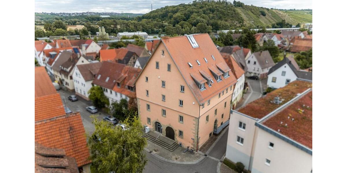 Etagenwohnung Kirchheim am Neckar - 3 Zimmer, 88 m&sup2;, 1.110&euro; | Angebot:24982572
