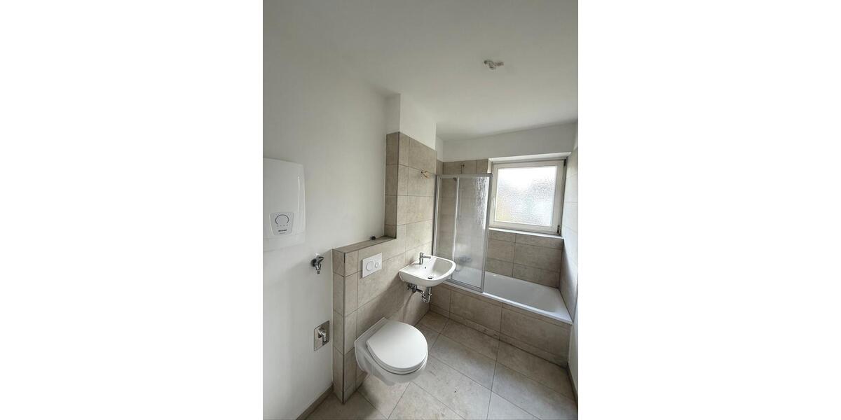 Etagenwohnung Amberg - 4 Zimmer, 90 m&sup2;, 945&euro; | Angebot:25127356