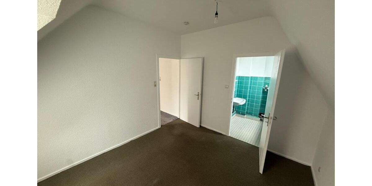 Dachgeschoßwohnung Hamburg Hamburg-Mitte - 2 Zimmer, 82 m&sup2;, 1.717&euro; | Angebot:23573372