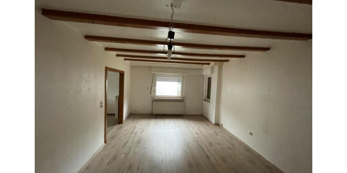 Einfamilienhaus Blieskastel - 3 Zimmer, 80 m&sup2;, 700&euro; | Angebot:25255724