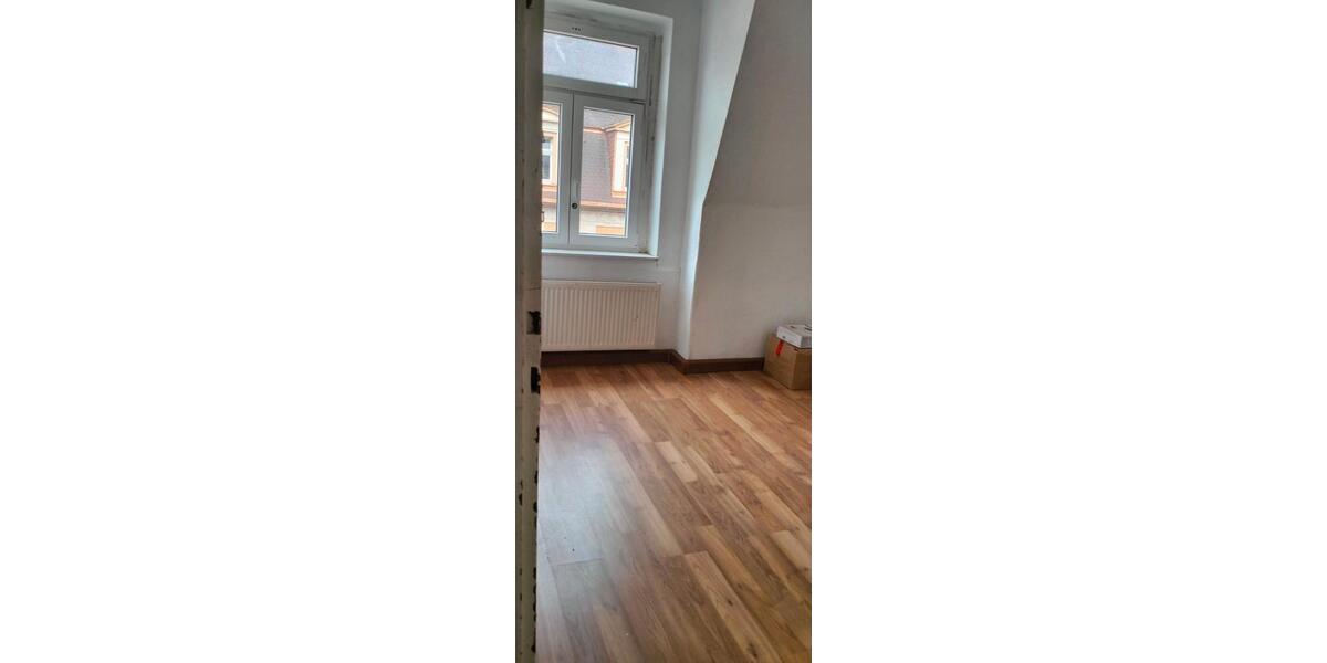 Dachgeschoßwohnung Freiberg - 5 Zimmer, 111 m&sup2;, 888&euro; | Angebot:26299936