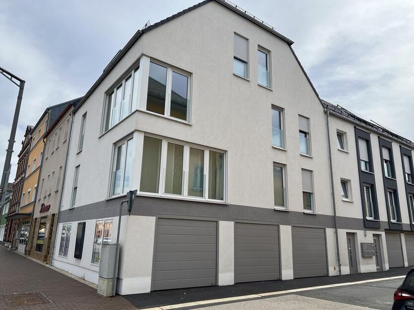 4-Zimmer-Wohnung - Aufzug - Garage mit direkt Zugang zum Gebäude - Baujahr 2016 - Balkon