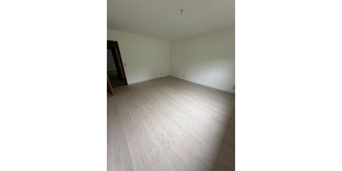 Etagenwohnung Oberzent - 3 Zimmer, 95 m&sup2;, 1.200&euro; | Angebot:26652233