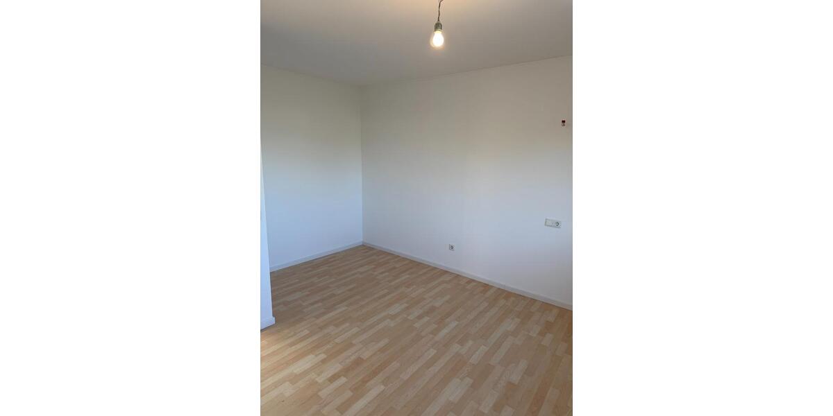 Bungalow Werl - 6 Zimmer, 185 m&sup2;, 1.480&euro; | Angebot:25840045