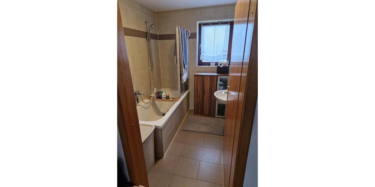 Gemütliche 3-Zimmer Wohnung im 1. OG in Altenkunstadt 3 zimmer