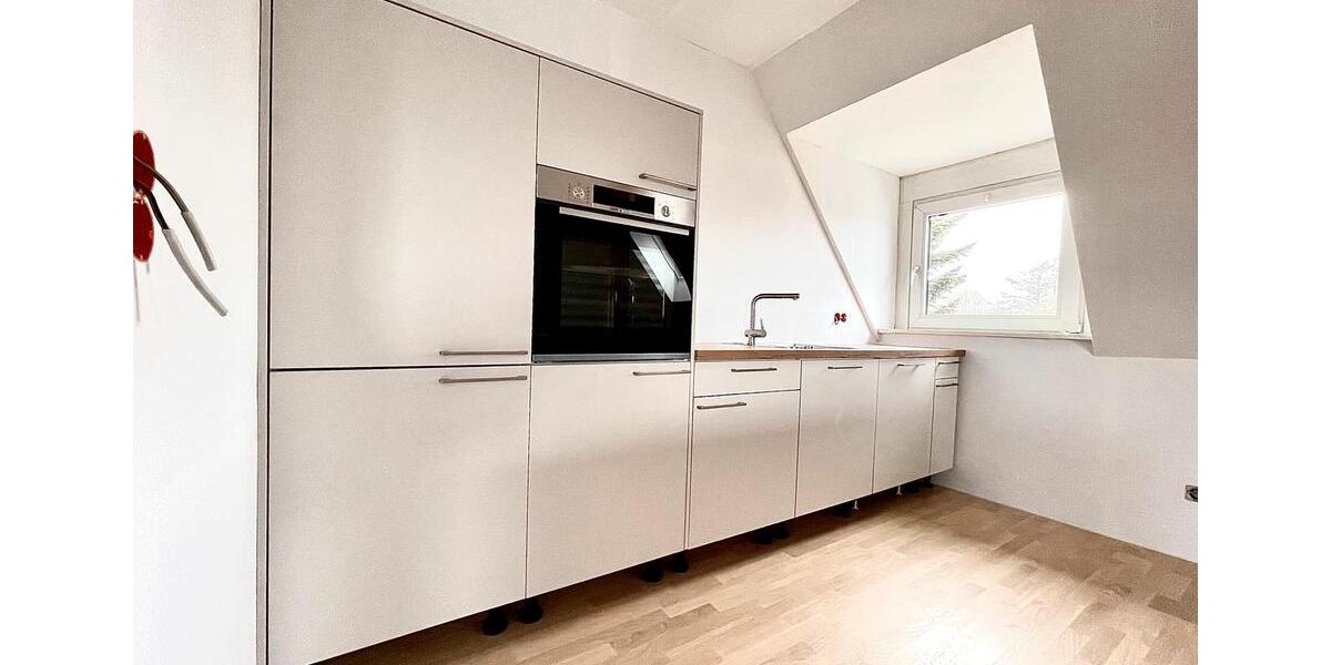Dachgeschoßwohnung Bielefeld Stieghorst - 2.5 Zimmer, 47 m&sup2;, 920&euro; | Angebot:26690666