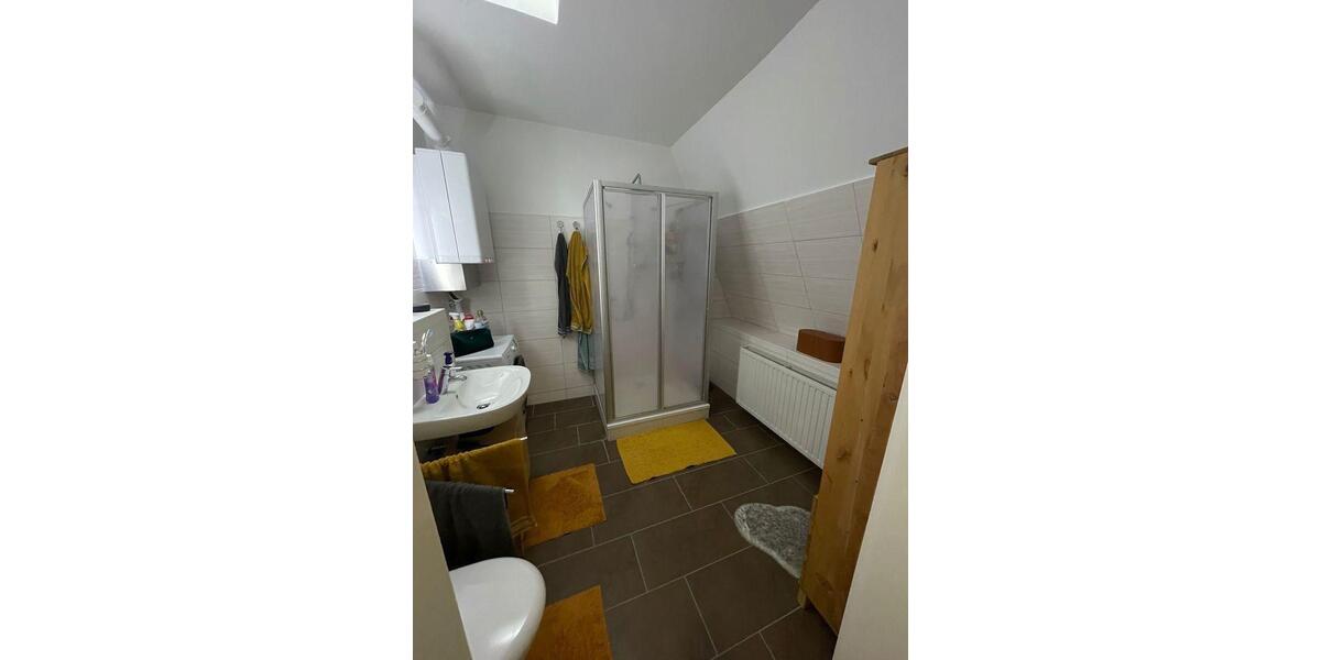 Dachgeschoßwohnung Roßleben-Wiehe Wiehe - 5 Zimmer, 93 m&sup2;, 650&euro; | Angebot:26523177