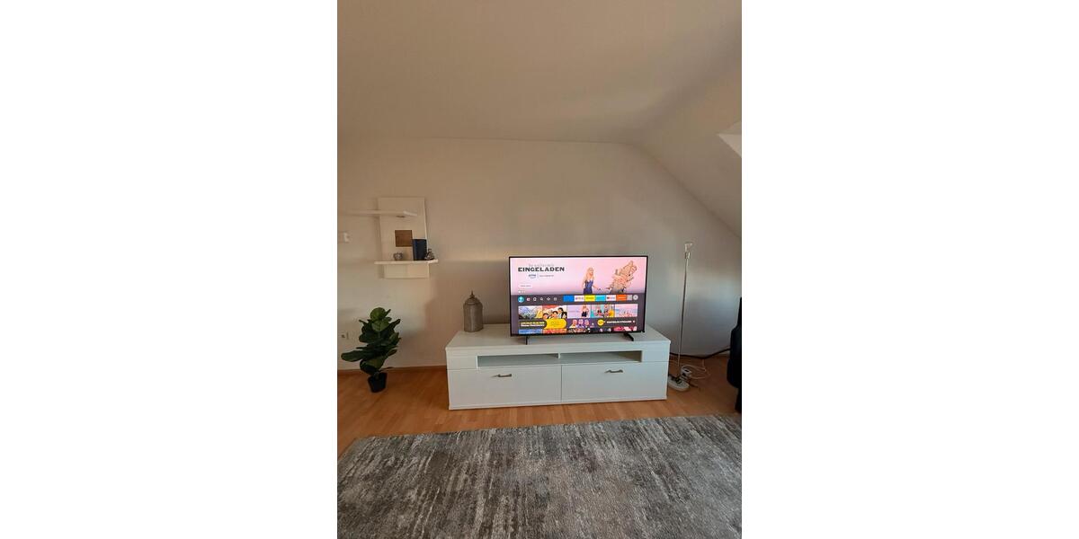 Dachgeschoßwohnung Neuss - 3 Zimmer, 75 m&sup2;, 1.675&euro; | Angebot:24729792